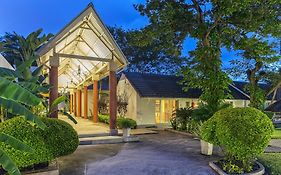 Protea Hotel By Marriott Zambezi River Lodge